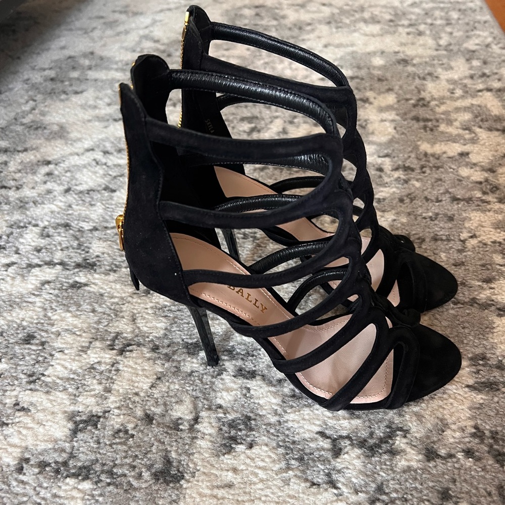 Bally NWOB black suede sandals. Size 36 - Picture 2 of 7